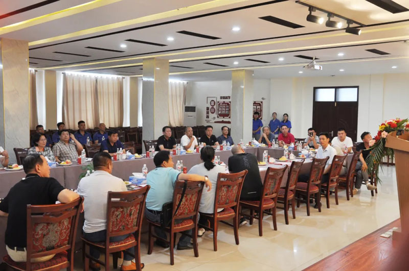 感恩有您，一路同行--熱烈歡迎保定包裝協(xié)會(huì)蒞臨信川參觀指導(dǎo)！