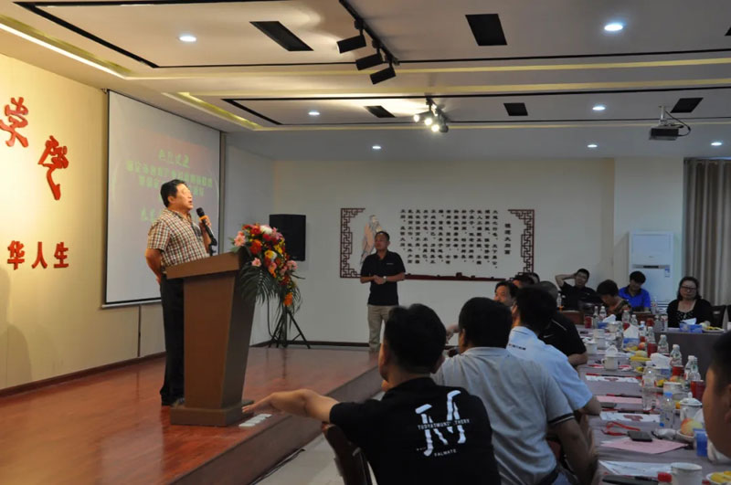 感恩有您，一路同行--熱烈歡迎保定包裝協(xié)會(huì)蒞臨信川參觀指導(dǎo)！