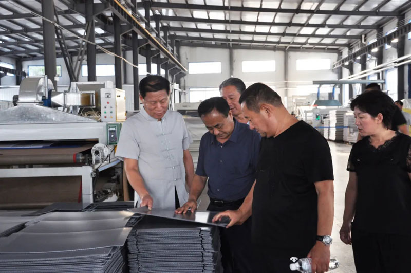 感恩有您，一路同行--熱烈歡迎保定包裝協(xié)會(huì)蒞臨信川參觀指導(dǎo)！