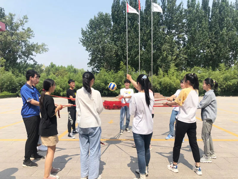 熱烈祝賀信川機械職工子弟金榜題名！