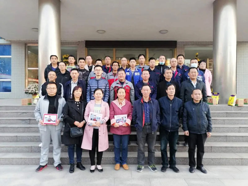 重陽情更濃--信川機械開展重陽節走訪慰問活動