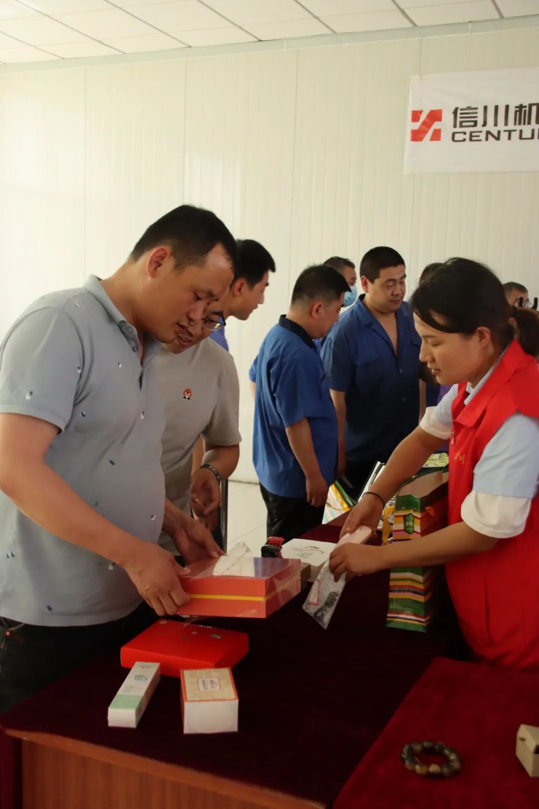 風雨十五載 聚力筑未來 | 信川機械舉辦慶十五周年“斷舍離”義賣會！